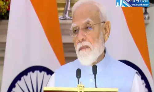 PM मोदी का बड़ा ऐलान: बेल्जियम के साथ बढ़ेगा सैन्य सहयोग PM मोदी का बड़ा ऐलान: बेल्जियम के साथ बढ़ेगा सैन्य सहयोग