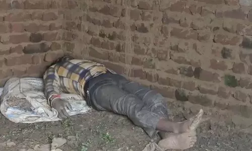 गांव के सुनसान कमरे में शव मिलने से फैली सनसनी