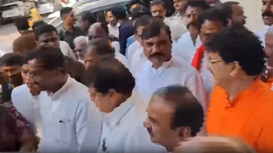 तेलंगाना सचिवालय में जोरदार हंगामा, हिरासत में बीजेपी प्रदेश अध्यक्ष