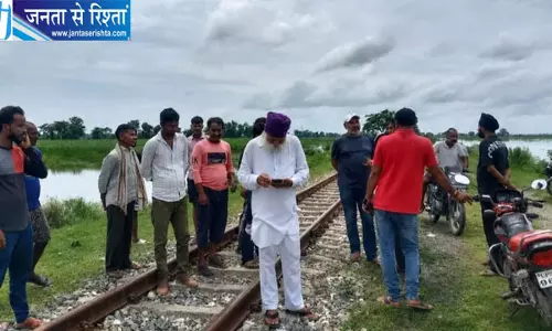 मैलानी नानपारा रेल सेवा बंद किसानों में नाराजगी