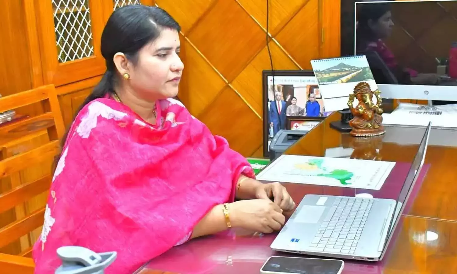 Andhra: स्कूल के काम और डेटा एंट्री में लापरवाही पर कार्रवाई होगी: कलेक्टर जी. राजकुमारी Andhra: स्कूल के काम और डेटा एंट्री में लापरवाही पर कार्रवाई होगी: कलेक्टर जी. राजकुमारी
