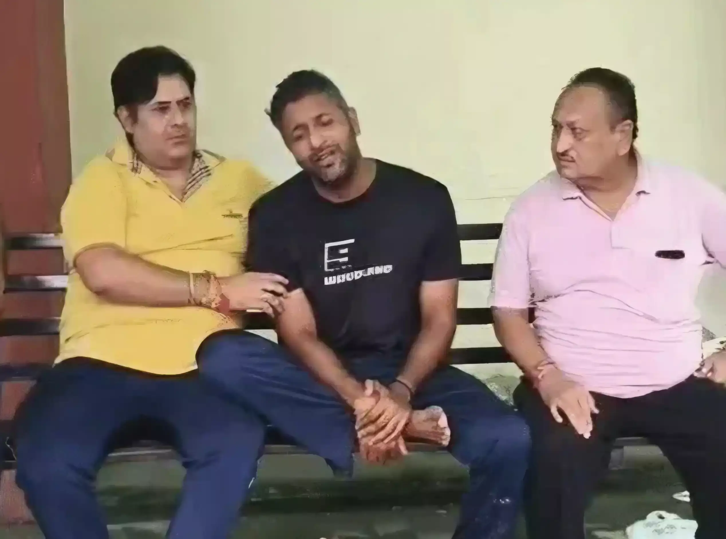 Yamunanagar: फाइनेंसर की गोली मारकर हत्या, जिम के बाहर बदमाशों ने दिया वारदात को अंजाम Yamunanagar: फाइनेंसर की गोली मारकर हत्या, जिम के बाहर बदमाशों ने दिया वारदात को अंजाम