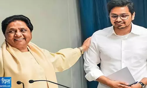 भतीजे आकाश आनंद को फिर झटका मायावती के फैसले से बढ़ी हलचल