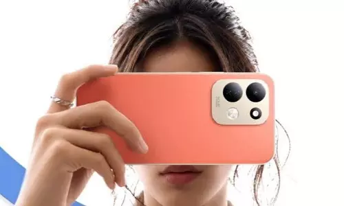 Redmi 17 5G भारत में लॉन्च: 7900mAh बैटरी के साथ 50MP कैमरा से लैस Redmi 17 5G भारत में लॉन्च: 7900mAh बैटरी के साथ 50MP कैमरा से लैस