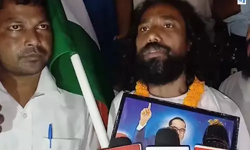 छात्रों के सपनों पर चोट का आरोप देवेंद्र नाथ महतो ने उठाई आवाज