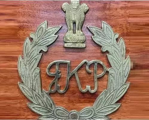 Srinagar: जम्मू-कश्मीर में पुलिस विभाग में पदोन्नति, 11 इंस्पेक्टरों को मिला डीएसपी रैंक Srinagar: जम्मू-कश्मीर में पुलिस विभाग में पदोन्नति, 11 इंस्पेक्टरों को मिला डीएसपी रैंक