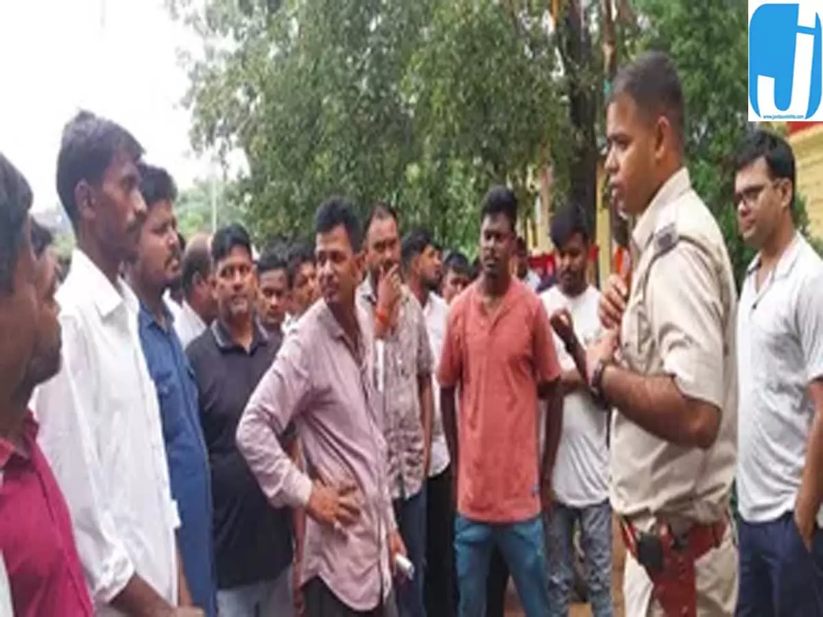 ठगी मामले में बड़ी कार्रवाई राधा स्वामी संगठन के प्रदेश अध्यक्ष गिरफ्तार ठगी मामले में बड़ी कार्रवाई राधा स्वामी संगठन के प्रदेश अध्यक्ष गिरफ्तार