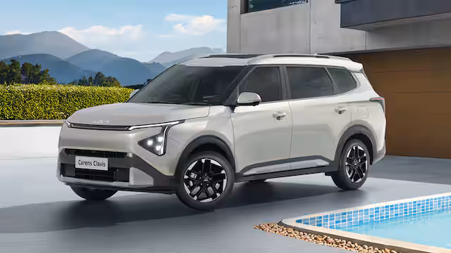 Kia Carens Clavis Diesel पर 2 लाख डाउन पेमेंट के बाद जानें EMI का पूरा हिसाब Kia Carens Clavis Diesel पर 2 लाख डाउन पेमेंट के बाद जानें EMI का पूरा हिसाब