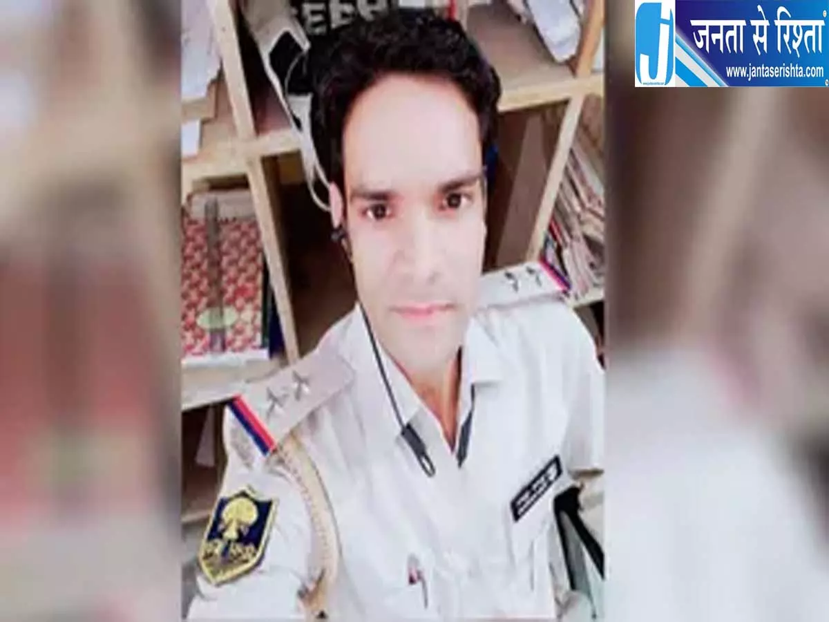 ड्यूटी के सफर में बुझी जिंदगी ट्रक की टक्कर से दारोगा की मौत ड्यूटी के सफर में बुझी जिंदगी ट्रक की टक्कर से दारोगा की मौत