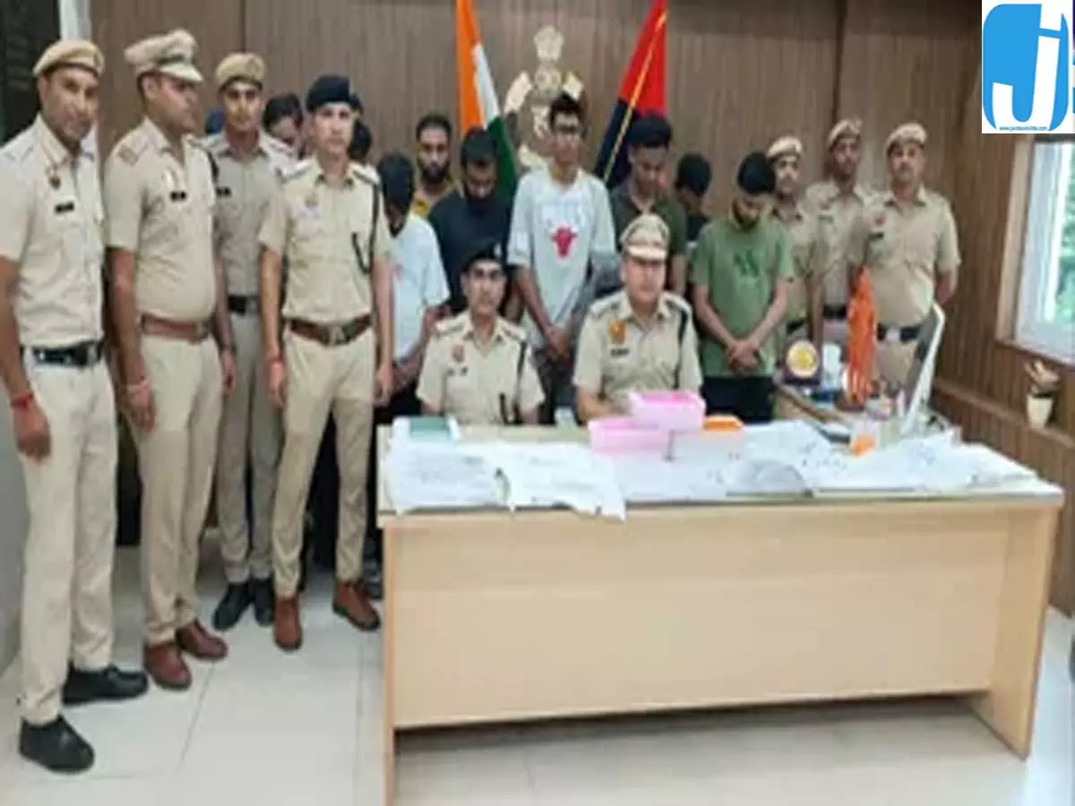 विदेशी पार्सल के नाम पर 5.50 लाख की साइबर ठगी आरोपी गिरफ्तार विदेशी पार्सल के नाम पर 5.50 लाख की साइबर ठगी आरोपी गिरफ्तार