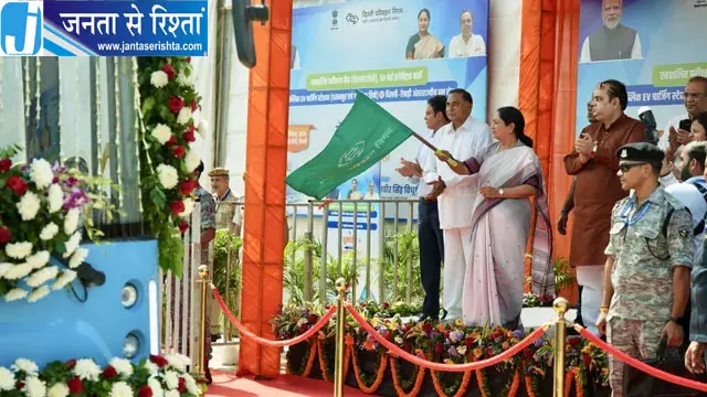 दिल्ली में 50 ईवी बसों को मिली हरी झंडी दिल्ली में 50 ईवी बसों को मिली हरी झंडी