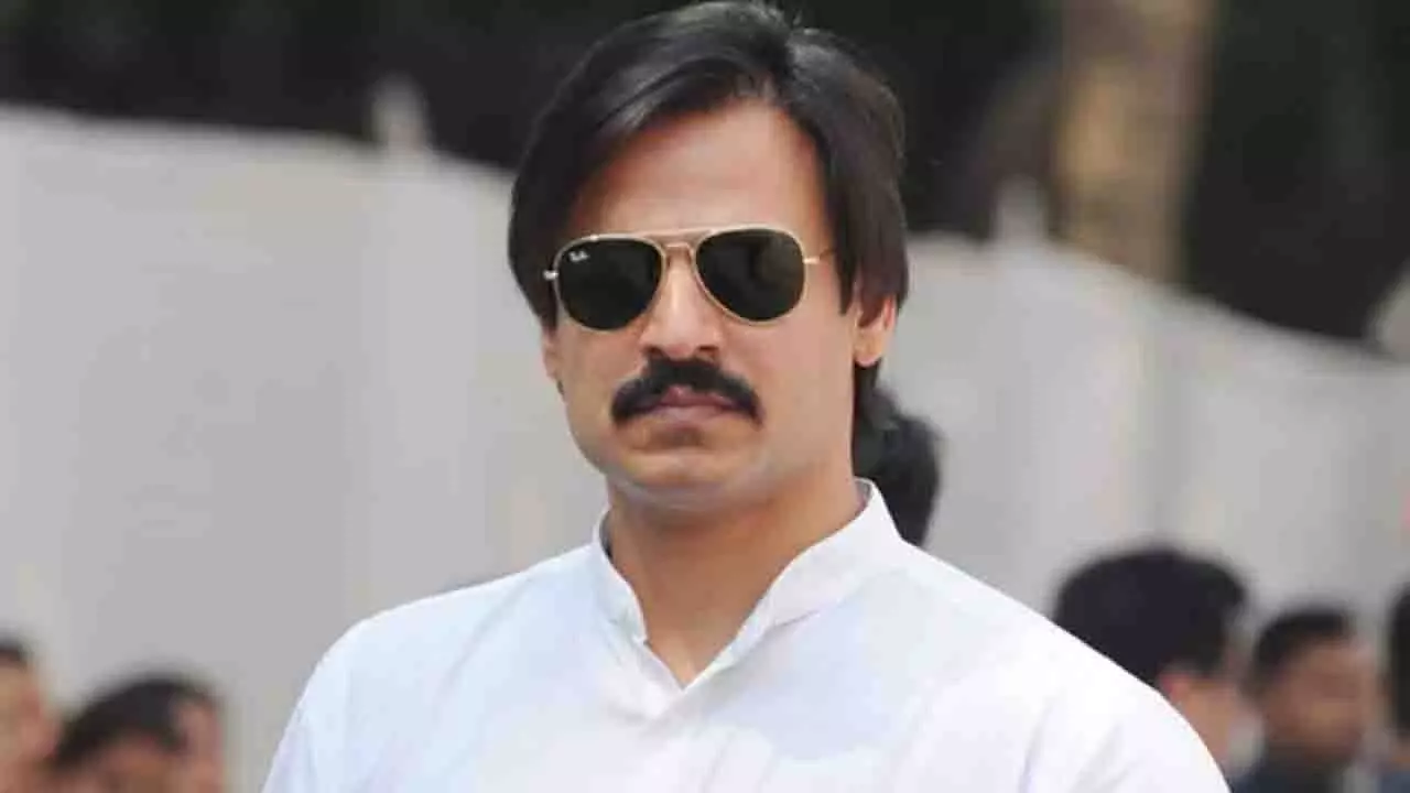 विवेक ओबेरॉय का संघर्ष, रिहर्सल रूम साफ करने से ‘कंपनी’ के स्टार बनने तक विवेक ओबेरॉय का संघर्ष, रिहर्सल रूम साफ करने से ‘कंपनी’ के स्टार बनने तक
