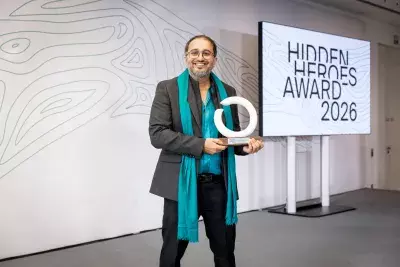 असम के संरक्षणवादी वरुण गोस्वामी को मिला ग्लोबल अवॉर्ड असम के संरक्षणवादी वरुण गोस्वामी को मिला ग्लोबल अवॉर्ड