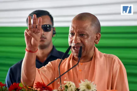 उत्तर प्रदेश: गन्ना किसान संस्थान परिसर में आमजन के लिए 52 रुपए किलो चीनी उपलब्ध उत्तर प्रदेश: गन्ना किसान संस्थान परिसर में आमजन के लिए 52 रुपए किलो चीनी उपलब्ध
