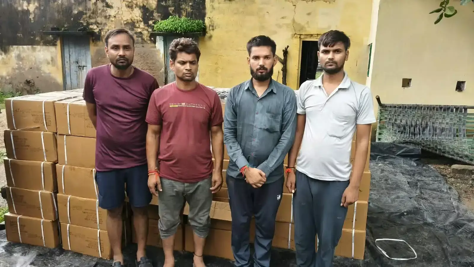 Banda: STF की बड़ी कार्रवाई, 60 लाख की कोडीन सिरप तस्करी का भंडाफोड़