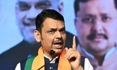 फडणवीस के केंद्र जाने पर पंकजा मुंडे का बड़ा बयान