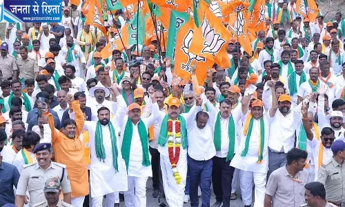 किसानों के कर्ज पर कर्नाटक BJP का बड़ा दांव
