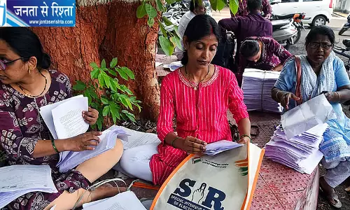 मतदाता सूची जांच में CEO कार्यालय का बड़ा कदम मतदाता सूची जांच में CEO कार्यालय का बड़ा कदम