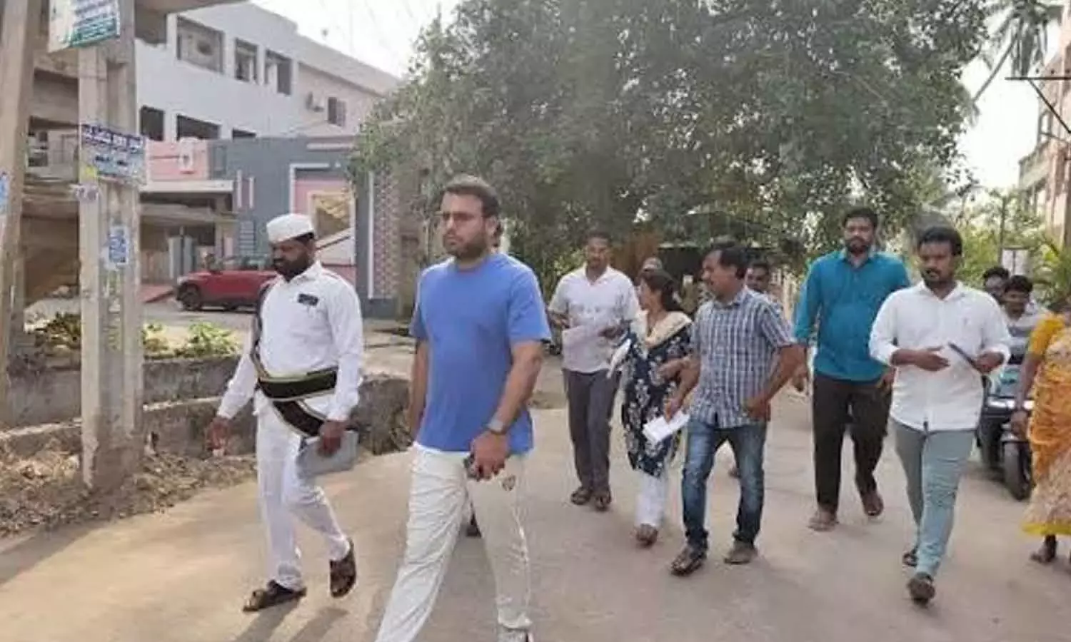 अधिकारियों से मतदान केंद्रों की पहचान में तेज़ी लाने को कहा गया अधिकारियों से मतदान केंद्रों की पहचान में तेज़ी लाने को कहा गया