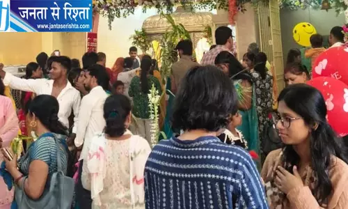 जन्माष्टमी पर कृष्ण भक्ति में डूबा मुजफ्फरपुर जन्माष्टमी पर कृष्ण भक्ति में डूबा मुजफ्फरपुर