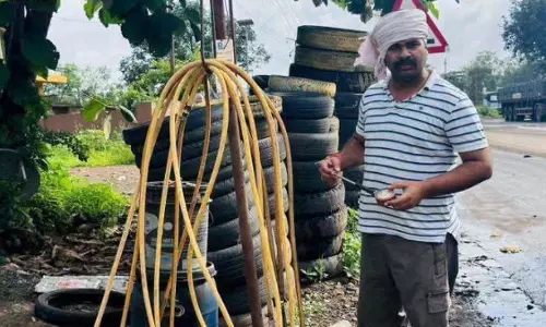 महिला पुलिसकर्मी हत्याकांड का खुलासा, फरार पति को पंचरकर्मी बनकर पुलिस ने दबोचा महिला पुलिसकर्मी हत्याकांड का खुलासा, फरार पति को पंचरकर्मी बनकर पुलिस ने दबोचा