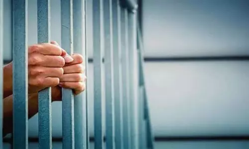 डिब्रूगढ़ कोर्ट का बड़ा फैसला: एक दिन में 6 दोषी, 5 को उम्रकैद डिब्रूगढ़ कोर्ट का बड़ा फैसला: एक दिन में 6 दोषी, 5 को उम्रकैद
