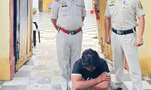 Dharamshala: इंदौरा में नशे पर पुलिस का शिकंजा, 260 ग्राम हेरोइन जब्त Dharamshala: इंदौरा में नशे पर पुलिस का शिकंजा, 260 ग्राम हेरोइन जब्त