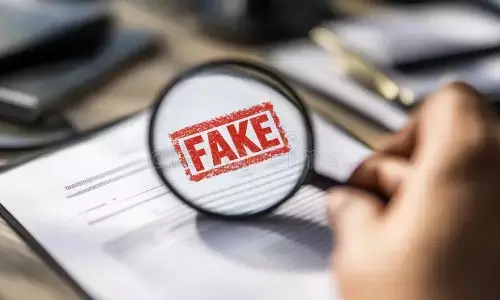Telangana: बय्यारम में नकली जन्म और मृत्यु प्रमाण पत्र बनाने वाले गिरोह का भंडाफोड़; 4 लोग गिरफ्तार