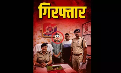 चंद व्यूज के लिए जान जोखिम में डाली, RPF ने स्टंटबाज को दबोचा चंद व्यूज के लिए जान जोखिम में डाली, RPF ने स्टंटबाज को दबोचा