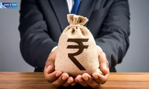 ज्वेलरी और कीमती सामान के बीमा में ₹32.26 करोड़ के क्लेम का निपटारा, 162 मामलों में मिली राहत ज्वेलरी और कीमती सामान के बीमा में ₹32.26 करोड़ के क्लेम का निपटारा, 162 मामलों में मिली राहत