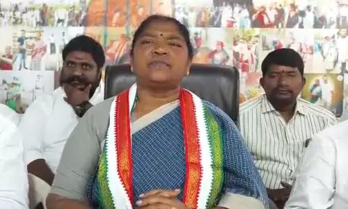 मुलुगु में सीताक्का का KTR, BRS और BJP पर निशाना मुलुगु में सीताक्का का KTR, BRS और BJP पर निशाना