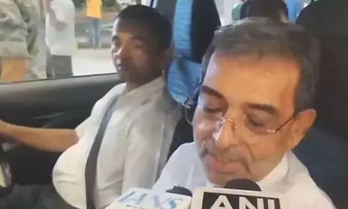 ग्लेशियर टूटने से बढ़ी तबाही पर उपेंद्र कुशवाहा ने जताई चिंता ग्लेशियर टूटने से बढ़ी तबाही पर उपेंद्र कुशवाहा ने जताई चिंता
