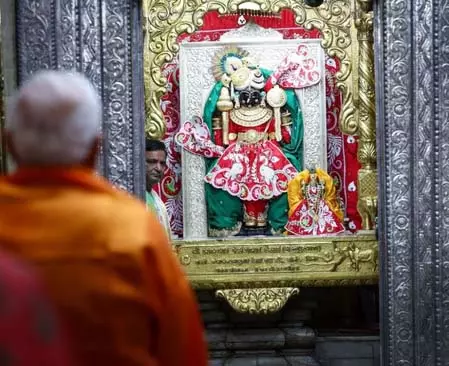 पीएम मोदी ने देशवासियों को दी जन्माष्टमी की शुभकामनाएं, शेयर किया विशेष श्लोक पीएम मोदी ने देशवासियों को दी जन्माष्टमी की शुभकामनाएं, शेयर किया विशेष श्लोक