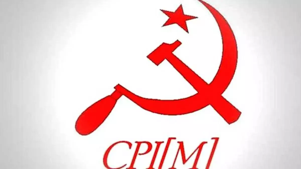 CPM में दो गुट: सालों बाद असहमति की आवाज़ें सुनाई दीं CPM में दो गुट: सालों बाद असहमति की आवाज़ें सुनाई दीं