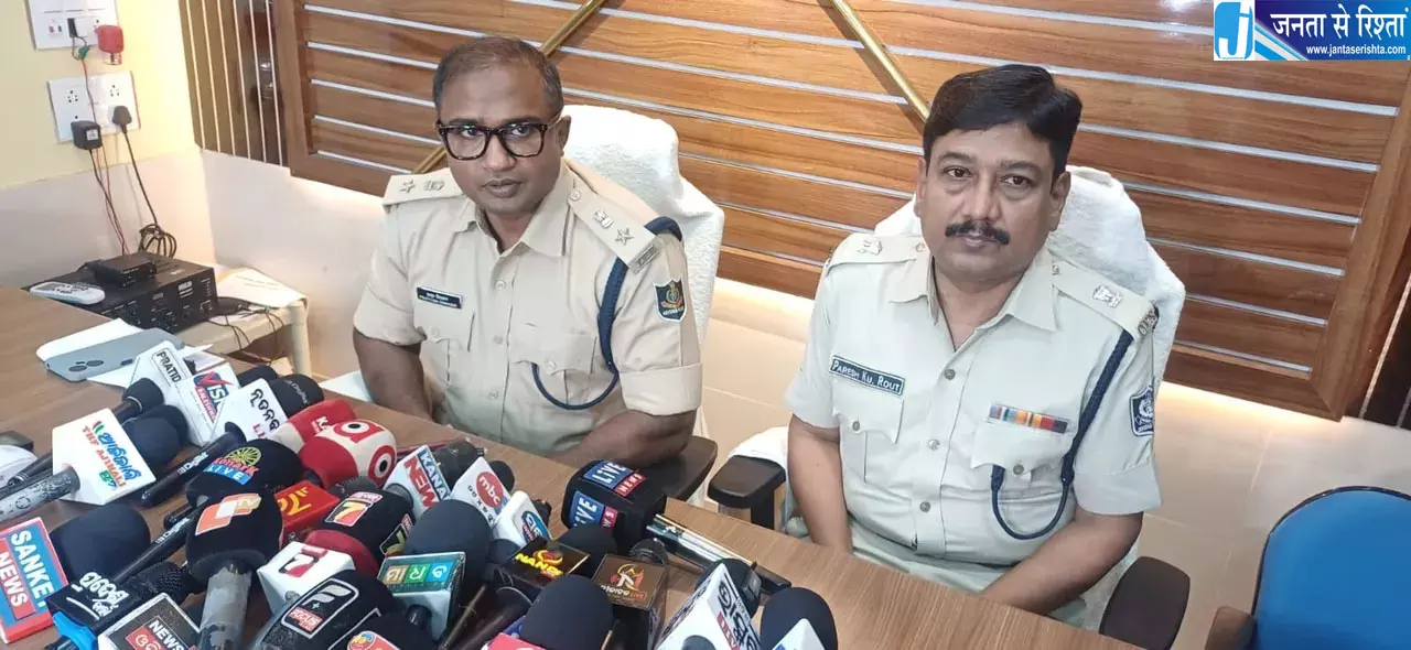 डकैती की साजिश नाकाम पुलिस की बड़ी कार्रवाई डकैती की साजिश नाकाम पुलिस की बड़ी कार्रवाई