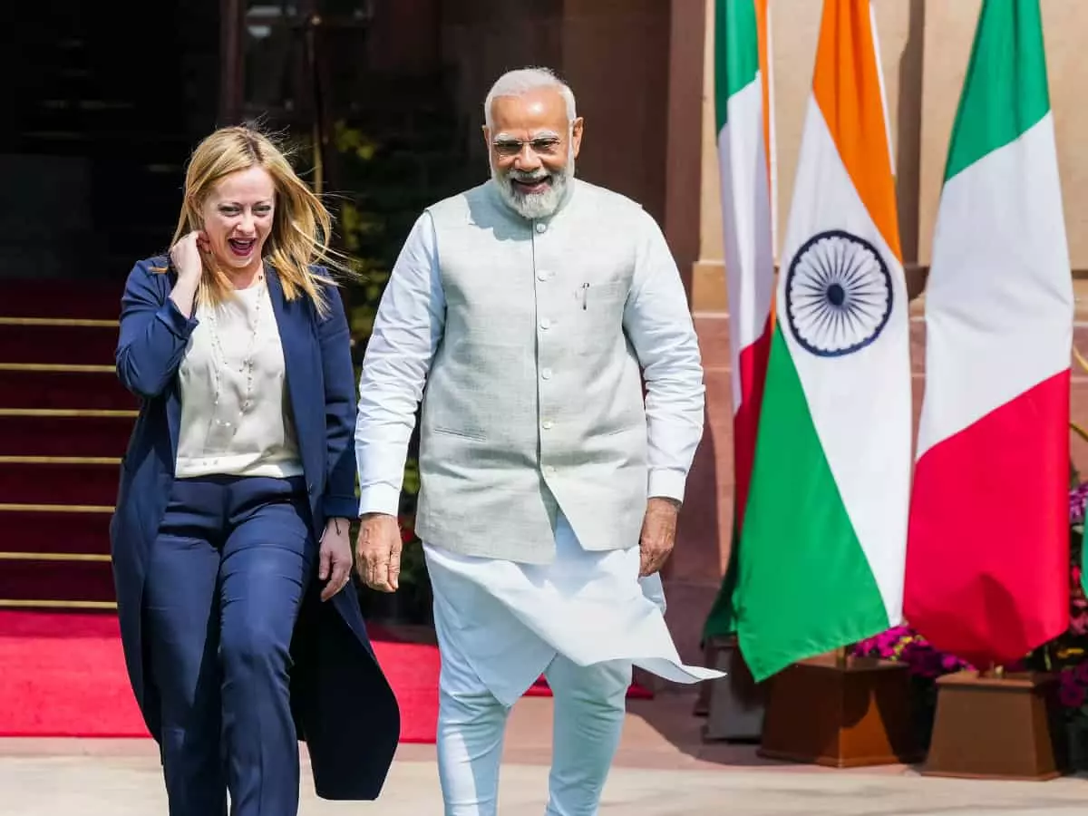 इटली की प्रधानमंत्री जॉर्जिया मेलोनी ने बनाया बड़ा रिकॉर्ड, पीएम मोदी ने दी बधाई; जानिए कितने दिन रहीं पद पर इटली की प्रधानमंत्री जॉर्जिया मेलोनी ने बनाया बड़ा रिकॉर्ड, पीएम मोदी ने दी बधाई; जानिए कितने दिन रहीं पद पर