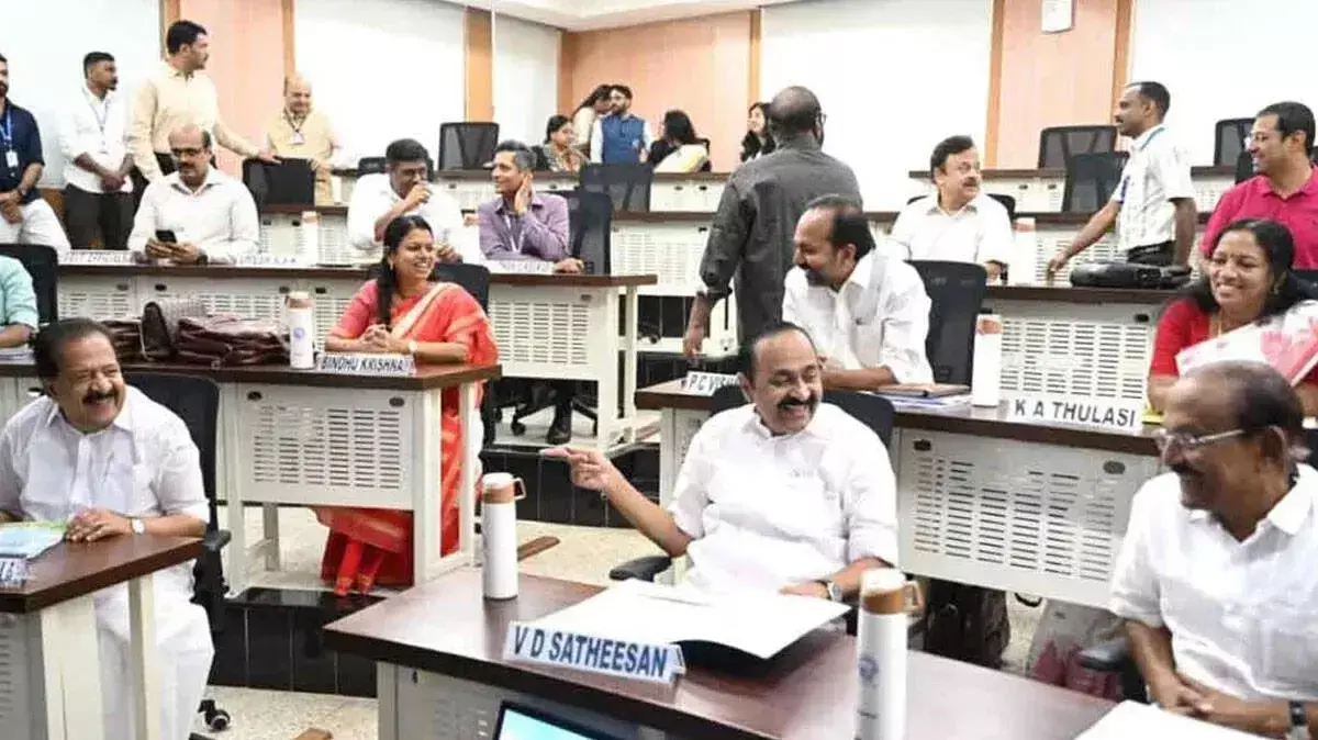 मुख्यमंत्री और मंत्रियों के लिए दो दिन की क्लास और 10 घंटे की ट्रेनिंग मुख्यमंत्री और मंत्रियों के लिए दो दिन की क्लास और 10 घंटे की ट्रेनिंग