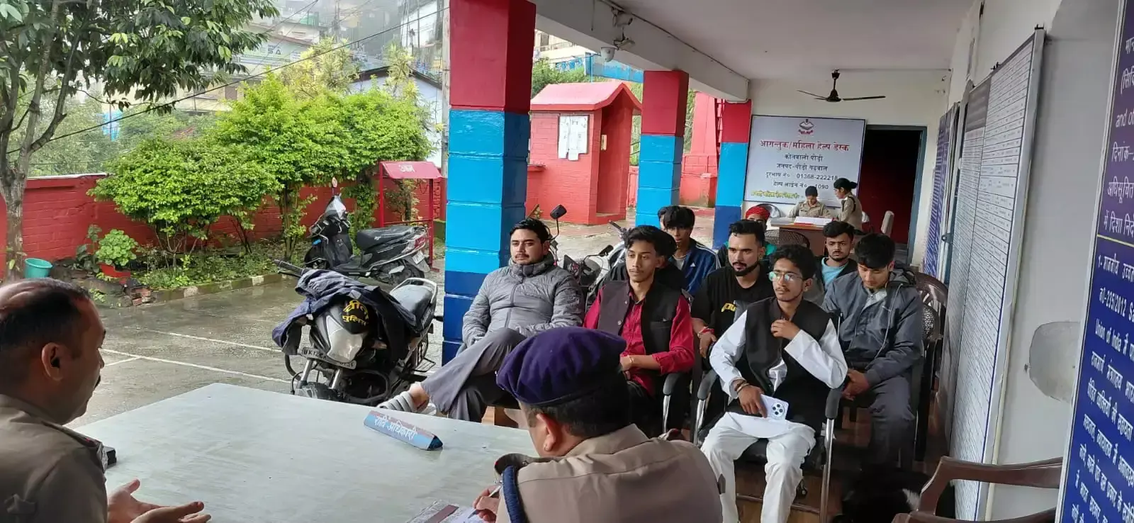 Pauri Garhwal: पौड़ी परिसर में छात्रसंघ चुनाव, सुरक्षा व्यवस्था को लेकर पुलिस अलर्ट Pauri Garhwal: पौड़ी परिसर में छात्रसंघ चुनाव, सुरक्षा व्यवस्था को लेकर पुलिस अलर्ट