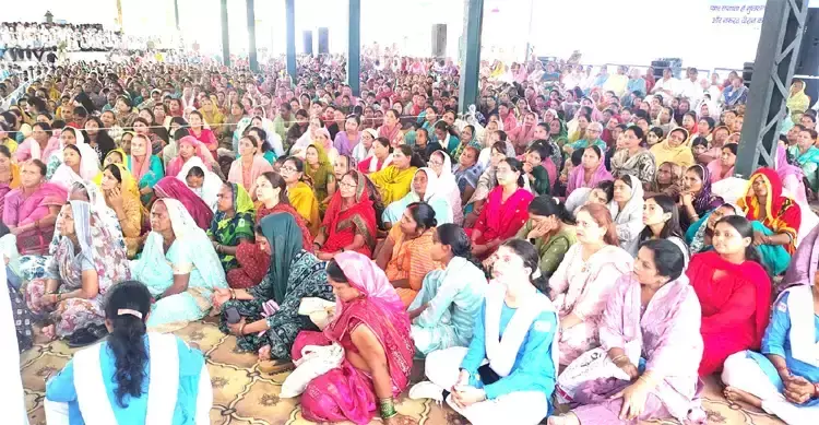 Haridwar: हरिद्वार में निरंकारी महिला संत समागम का आयोजन, बड़ी संख्या में पहुंचीं महिलाएं