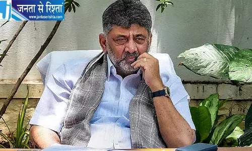 चार तालुकों का दौरा कर CM बोले कहीं भी फसल ठीक नहीं