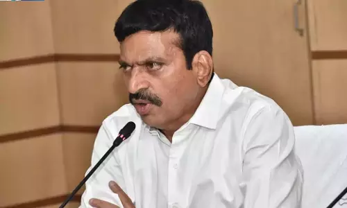 Telangana: BRS विधायक ने विरोध प्रदर्शन कार्यक्रम में मंत्री पोंगुलेटी को चेतावनी दी Telangana: BRS विधायक ने विरोध प्रदर्शन कार्यक्रम में मंत्री पोंगुलेटी को चेतावनी दी