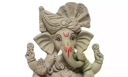 नल्लागंडला में बच्चों के लिए मुफ़्त इको-फ़्रेंडली गणेश वर्कशॉप; सीटें सीमित हैं नल्लागंडला में बच्चों के लिए मुफ़्त इको-फ़्रेंडली गणेश वर्कशॉप; सीटें सीमित हैं