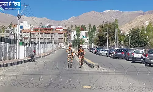 लद्दाख में आंदोलन तेज करने की चेतावनी 9 सितंबर को गृह मंत्रालय के साथ अहम बैठक लद्दाख में आंदोलन तेज करने की चेतावनी 9 सितंबर को गृह मंत्रालय के साथ अहम बैठक