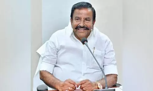 तमिलनाडु में डीएमके नेता केएन नेहरू के ठिकानों पर एसीबी की छापेमारी तमिलनाडु में डीएमके नेता केएन नेहरू के ठिकानों पर एसीबी की छापेमारी