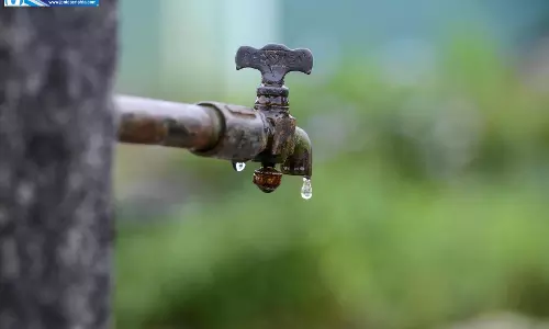 अधिकारियों का कहना है कि अन्ना नगर के पीने के पानी में ई-कोलाई नहीं है, लेकिन उसमें से बदबू आ रही है अधिकारियों का कहना है कि अन्ना नगर के पीने के पानी में ई-कोलाई नहीं है, लेकिन उसमें से बदबू आ रही है