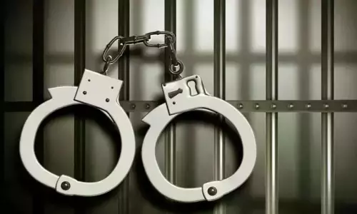 Tamil Nadu: कनाडाई महिला को प्राइवेट वीडियो से धमकाने के आरोप में ज्योतिषी गिरफ्तार
