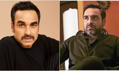 पंकज त्रिपाठी के 50वें जन्मदिन पर खास: मनोज बाजपेयी की चप्पल संभालकर रख ली थी, जेल में गुजारे 7 दिन पंकज त्रिपाठी के 50वें जन्मदिन पर खास: मनोज बाजपेयी की चप्पल संभालकर रख ली थी, जेल में गुजारे 7 दिन