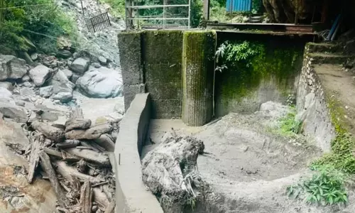 बादल फटने के बाद अचानक आई बाढ़ से गंगदारी हाइड्रो प्रोजेक्ट को नुकसान
