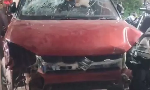 KPHB में भीषण हादसा: नशे में धुत ड्राइवर ने 8 बाइकों को रौंदा KPHB में भीषण हादसा: नशे में धुत ड्राइवर ने 8 बाइकों को रौंदा