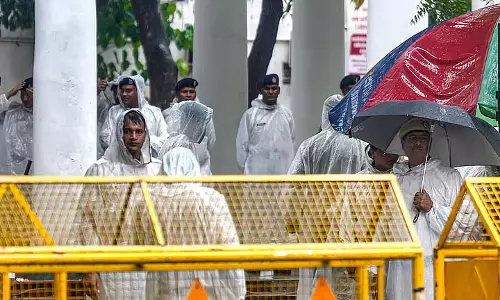स्वतंत्र भारद्वाज को एक दिन की पुलिस कस्टडी, जंतर-मंतर पर कथित मारपीट से जुड़ा मामला स्वतंत्र भारद्वाज को एक दिन की पुलिस कस्टडी, जंतर-मंतर पर कथित मारपीट से जुड़ा मामला